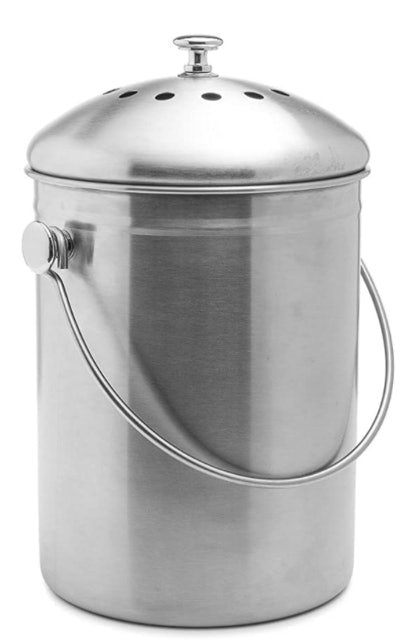 10 Best Compost Bins in 2022 (Master Gardener-Reviewed) 2