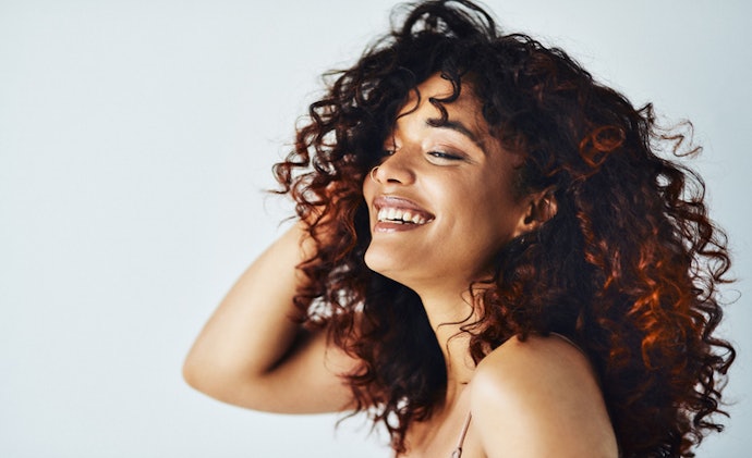For Curly Hair, Look for Moringa Oil, Squalane, and Argan Oil