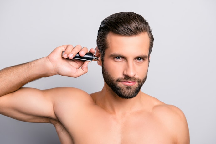 For All-In-One Grooming Convenience, Choose a Trimmer With Attachments