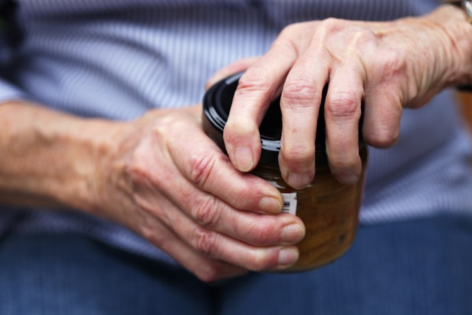 Look for Easy-Open Jars to Reduce Hand Strain