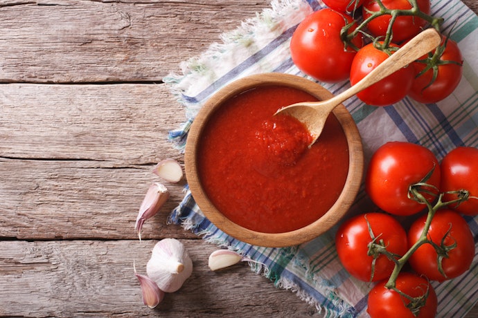 Look for Natural Ingredients and Avoid Artificial