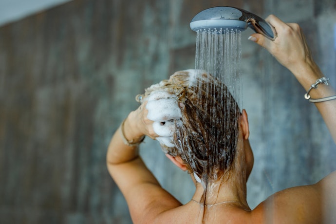 To Minimize the Risk of Adverse Reactions, Choose Fragrance-Free Shampoos