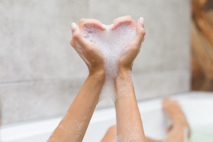 For Sensitive Skin, Avoid Products With Sulfates, Alcohol, and Fragrance
