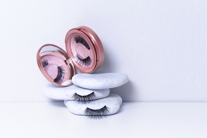 Look for Magnetic Lashes That Don’t Need Liner or Glue to Avoid Irritation