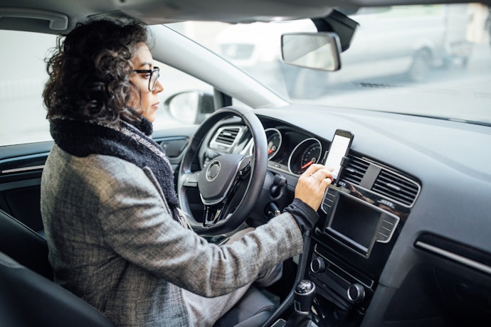 Consider the Phone Ring Holder’s Features