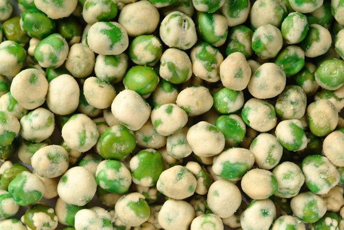 For Tight Budgets, Off-Brand and Bulk Wasabi Peas Offer Great Value