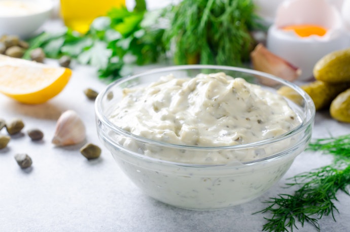 To Ensure the Freshest Taste, Check For Ingredients Such as Capers