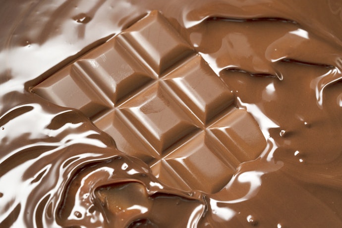 Opt for a Mild Chocolate Flavor for Versatility or a Rich Cocoa Taste for Intensity