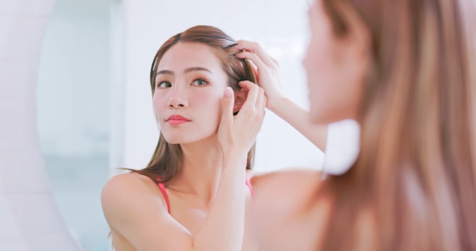 Look for Tea Tree Oil to Slow Hair Loss on a Sensitive Scalp