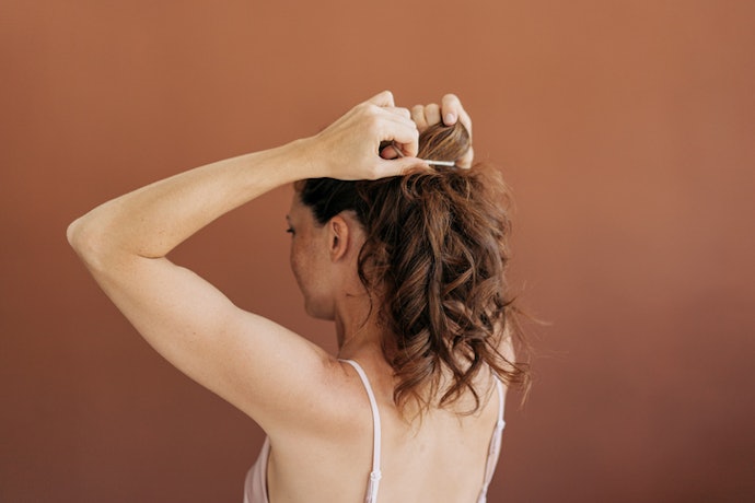 For a Durable Hair Tie, Choose Ones Made From Long-Lasting Materials Like Elastane, Nylon, or TPU