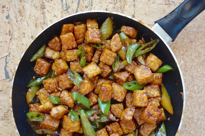 Opt for Pre-Seasoned Tempeh, Like Smoky, for Convenience