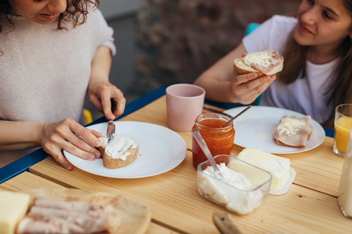 Enjoy More Servings With an 18-Ounce Container