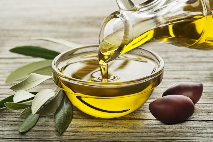 Opt for Full-Fat Mayonnaise Made From Healthy Oils Like Olive or Avocado