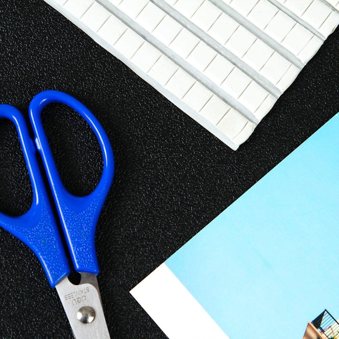 Pre-Cut Putty is Great for Similarly Sized Objects