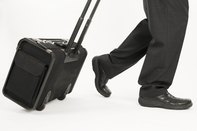 Choose a Briefcase Design for a Compact Bag With Room for Essentials