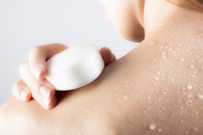 For Dry Skin, Moisturizing Ingredients - Glycerin, Shea Butter, and Jojoba Oil
