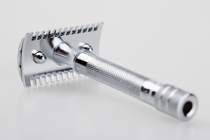 If You Have Thick or Coarse Hair, Look for an Aggressive Razor With an Open Comb