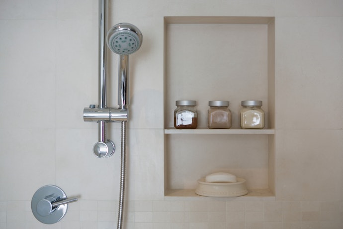 Stand-Alone Soap Dishes Can Rest on Any Free Surface