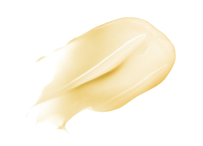 If You Suffer From Chapped Lips, Look for Long-Lasting Moisturizers Like Shea Butter or Beeswax