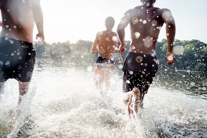 Active Guys Should Choose Sweat and Water-Resistant Sunscreens