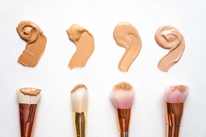 Synthetic Brushes for Blending Creams or Liquids