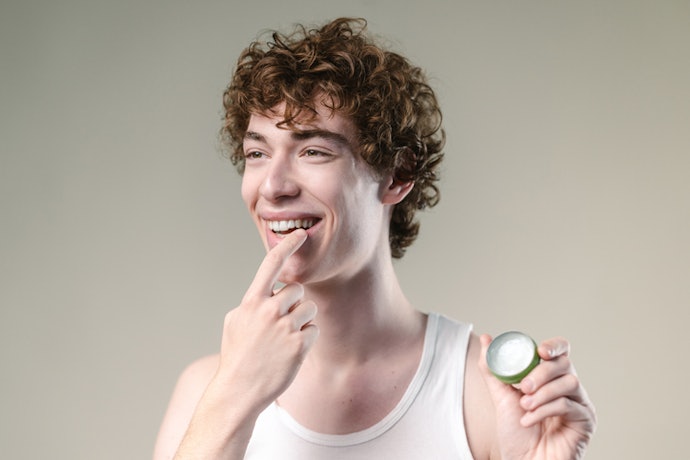 If You Want a Natural and Sustainable Option, Choose a Tin or Pot Balm
