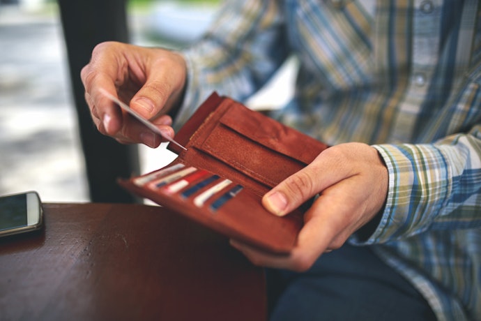 Look for a Wallet With 12 Slots if You Want to Carry All of Your Cards